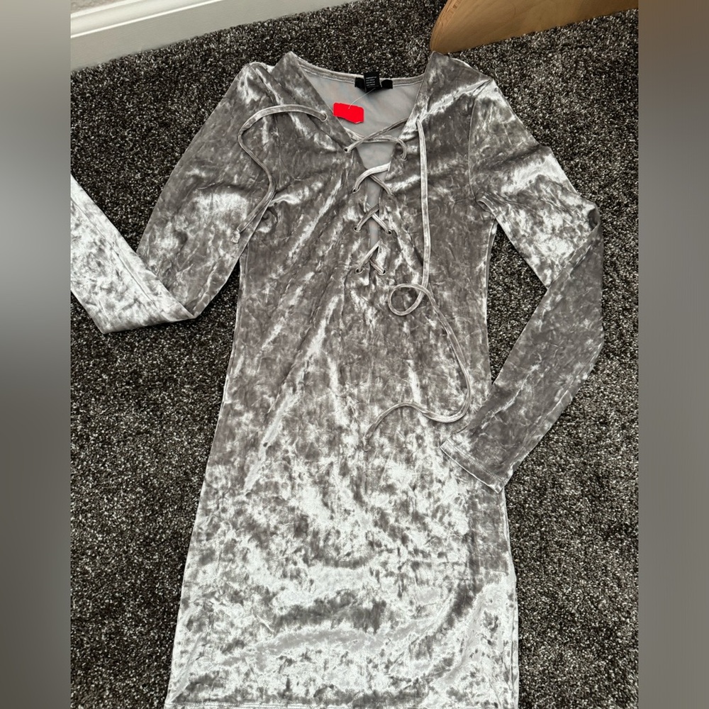NWT Forever 21 Velour Bodycon dress
